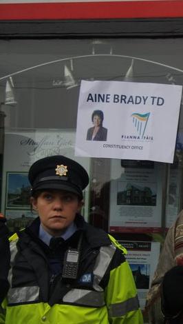 The Brady's have removed the Fianna Fail sign from the building. FEE replaced it for them.