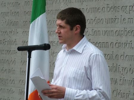 Brian Leeson speaking in 2008