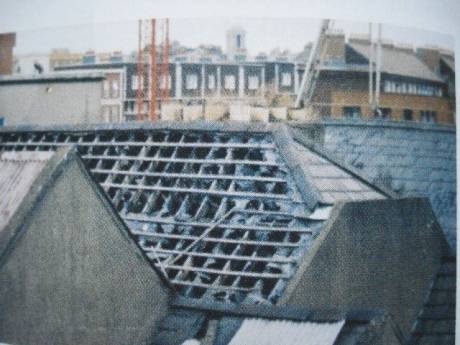The roof of 16 Moore Street in August 2005. (Dominic Dunne)