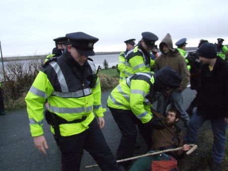 Garda clearing the way for Shell's convoy