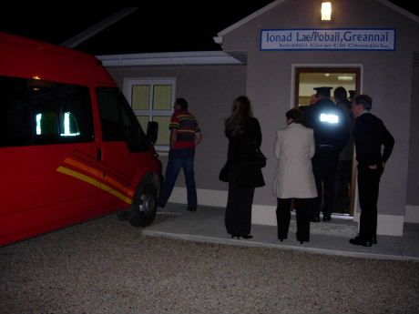 Erris Shell to Sea attempt to gain access to private Shell-PEGG (pro erris gas group) meeting, the door is manned by the cops and a PEGG member