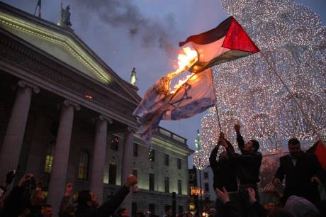 Burning  Israeli flag outside GPO