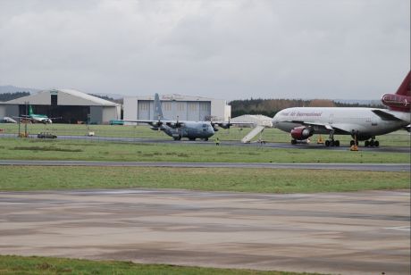 Army and Gardai protect US warplanes at Shannon 8 Jan 2012