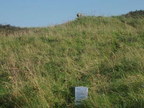 The Central Mound- this notice has since disappeared.