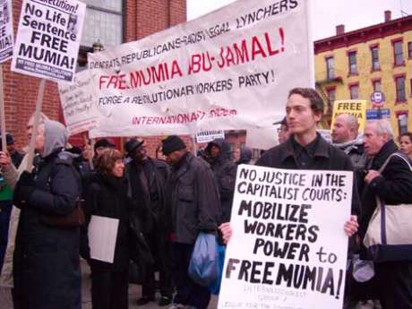Internationalist Group contingent in March 28 Harlem protest the day after federal court decision against Mumia.