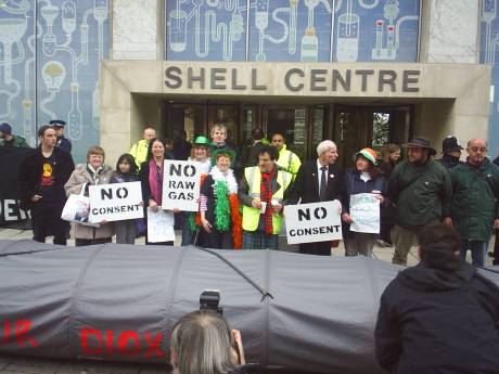 Mayo Folks outside Shell HQ