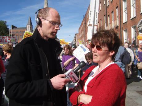 Community radio station Near FM interviews a Donegal woman at the protest on Sept 30th 